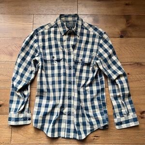 Filson Men's Blue and Cream Check Flannel Shirt Sz Small Fits Med